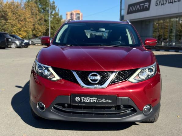 Nissan Qashqai II с пробегом 2018 года, цена 1 620 000 рублей, 107870 км, внедорожник, Автокод Объявления