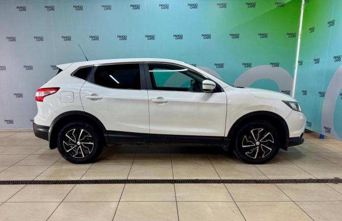 Nissan Qashqai II с пробегом 2015 года, цена 1 290 000 рублей, 183503 км, внедорожник, Автокод Объявления