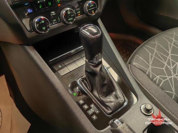 Skoda Octavia III (A7) Рестайлинг с пробегом 2019 года, цена 2 048 000 рублей, 81000 км, лифтбек, Автокод Объявления