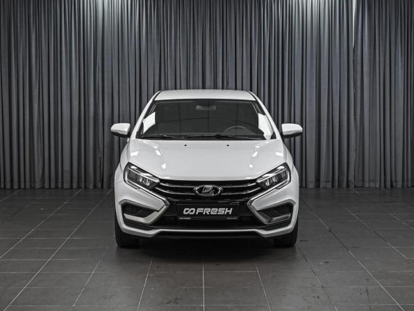 Lada (ВАЗ) Vesta I Рестайлинг (NG) с пробегом 2025 года, цена 1 559 000 рублей, 7583 км, седан, Автокод Объявления
