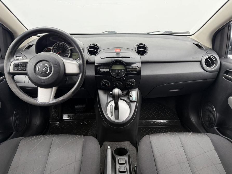 Mazda 2 II Рестайлинг (DE2) Москва  - изображение 12