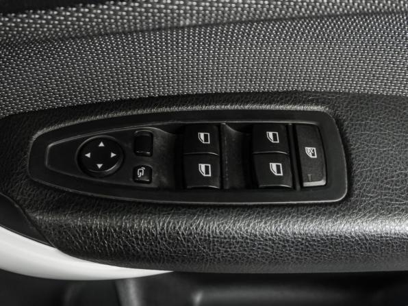 BMW 1 серии II (F20/F21) Рестайлинг с пробегом 2015 года, цена 1 285 000 рублей, 142515 км, хэтчбек, Автокод Объявления