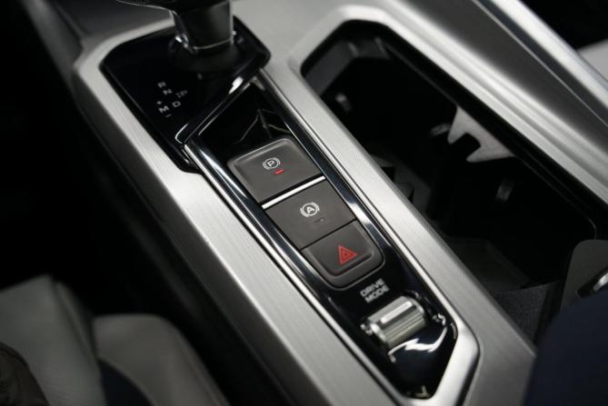 Geely Preface I (China Market) Рестайлинг с пробегом 2022 года, цена 2 490 000 рублей, 62015 км, седан, Автокод Объявления