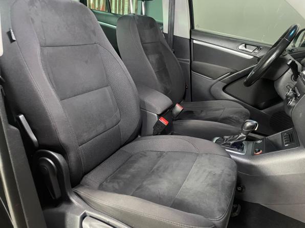 Volkswagen Tiguan I Рестайлинг с пробегом 2013 года, цена 1 595 000 рублей, 179589 км, внедорожник, Автокод Объявления
