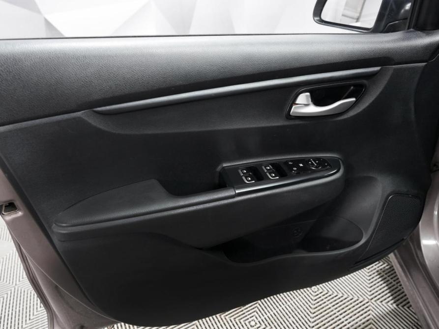 Kia Rio IV Ульяновск  - изображение 16