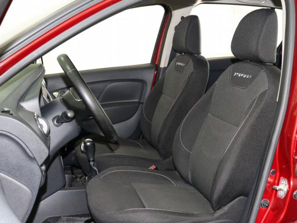 Renault Sandero II Рестайлинг с пробегом 2019 года, цена 1 149 000 рублей, 131000 км, хэтчбек, Автокод Объявления