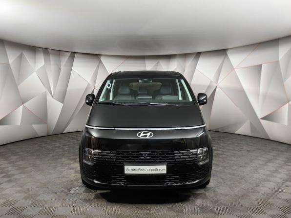Hyundai Staria I с пробегом 2025 года, цена 8 250 000 рублей, 2040 км, минивэн, Автокод Объявления
