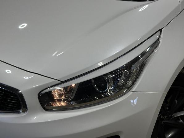 Kia Ceed II Рестайлинг с пробегом 2018 года, цена 1 495 000 рублей, 69556 км, хэтчбек, Автокод Объявления