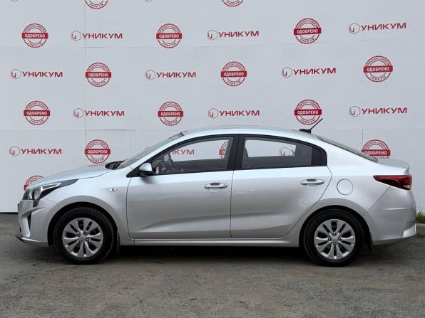 Kia Rio IV Рестайлинг с пробегом 2020 года, цена 1 799 000 рублей, 55988 км, седан, Автокод Объявления