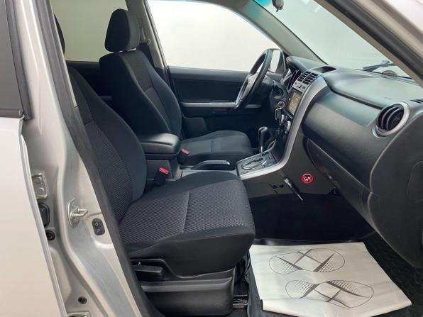 Suzuki Grand Vitara II с пробегом 2006 года, цена 820 000 рублей, 219772 км, внедорожник, Автокод Объявления