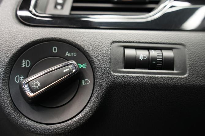 Skoda Rapid I Рестайлинг с пробегом 2018 года, цена 1 640 000 рублей, 98000 км, лифтбек, Автокод Объявления