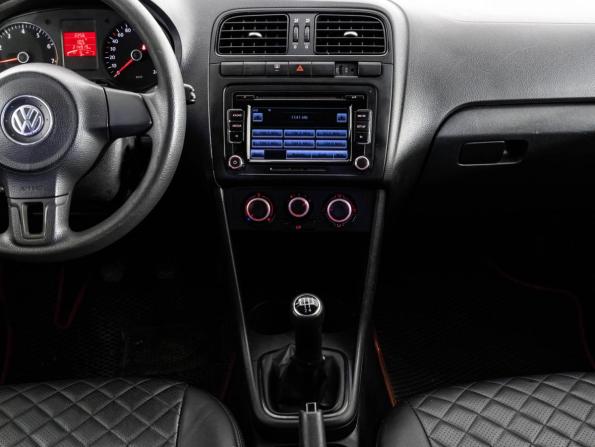 Volkswagen Polo V с пробегом 2011 года, цена 429 000 рублей, 214918 км, седан, Автокод Объявления