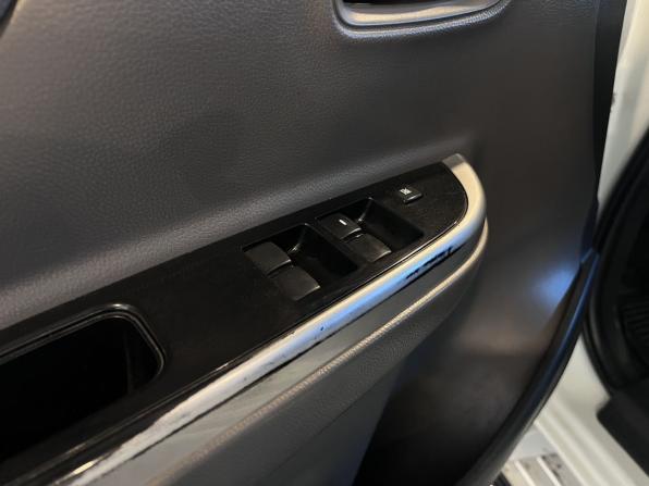 Mitsubishi L200 V с пробегом 2017 года, цена 1 560 000 рублей, 290194 км, offers.body_type.unknown, Автокод Объявления