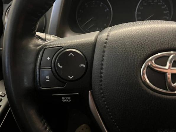 Toyota RAV4 IV (XA40) Рестайлинг с пробегом 2018 года, цена 2 550 000 рублей, 74795 км, внедорожник, Автокод Объявления