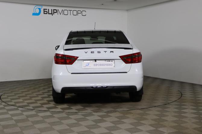 Lada (ВАЗ) Vesta I с пробегом 2018 года, цена 899 990 рублей, 61001 км, седан, Автокод Объявления