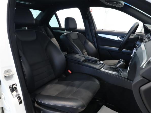 Mercedes-Benz C-Класс III (W204) Рестайлинг с пробегом 2013 года, цена 1 575 000 рублей, 142038 км, седан, Автокод Объявления