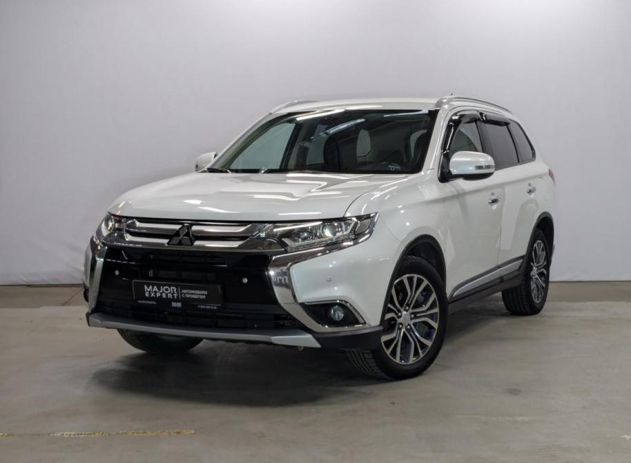 Mitsubishi Outlander III Рестайлинг 2 Санкт-Петербург  - изображение 1
