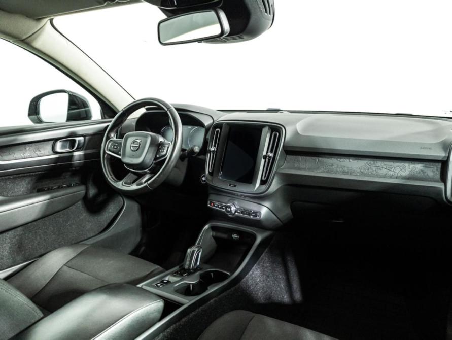 Volvo XC40 I Санкт-Петербург  - изображение 9