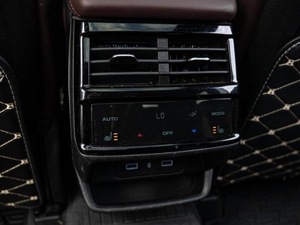 Geely Monjaro I с пробегом 2023 года, цена 2 970 000 рублей, 74334 км, внедорожник, Автокод Объявления