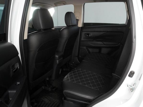 Mitsubishi Outlander III Рестайлинг 3 с пробегом 2022 года, цена 2 659 000 рублей, 11180 км, внедорожник, Автокод Объявления