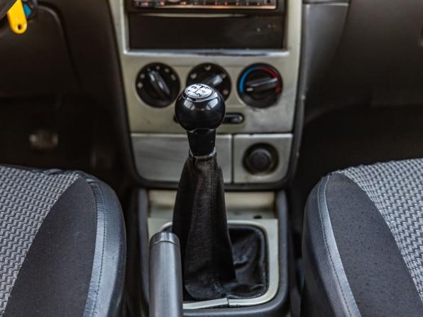 Kia Shuma II с пробегом 2002 года, цена 228 000 рублей, 313409 км, лифтбек, Автокод Объявления