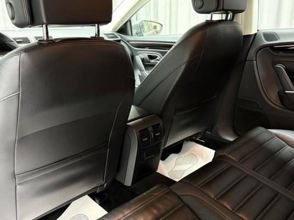 Volkswagen Passat CC I Рестайлинг с пробегом 2012 года, цена 1 449 000 рублей, 190366 км, седан, Автокод Объявления