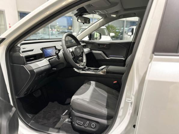 Toyota RAV4 VI (XA60) с пробегом 2025 года, цена 4 675 000 рублей, 20 км, внедорожник, Автокод Объявления