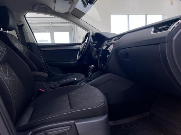 Skoda Octavia III (A7) Рестайлинг с пробегом 2020 года, цена 2 430 000 рублей, 39825 км, лифтбек, Автокод Объявления