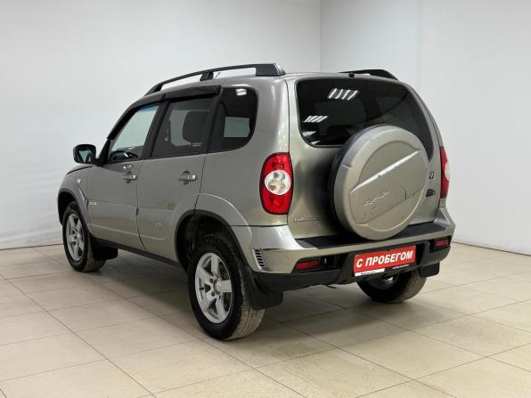 Chevrolet Niva I Рестайлинг с пробегом 2017 года, цена 630 000 рублей, 155015 км, внедорожник, Автокод Объявления
