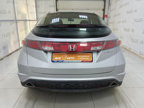 Honda Civic VIII с пробегом 2006 года, цена 550 000 рублей, 186000 км, хэтчбек, Автокод Объявления