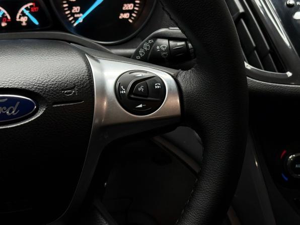 Ford Kuga II с пробегом 2014 года, цена 1 299 000 рублей, 191723 км, внедорожник, Автокод Объявления