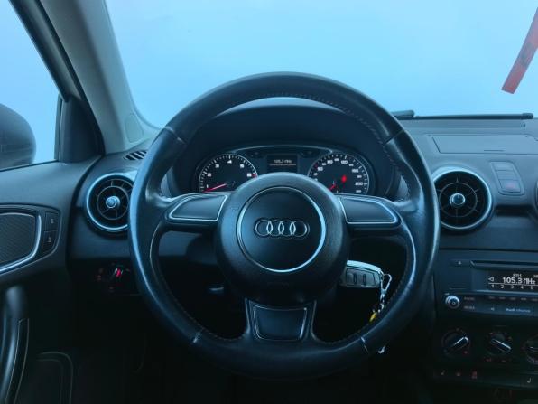 Audi A1 I (8X) с пробегом 2014 года, цена 850 000 рублей, 185997 км, хэтчбек, Автокод Объявления