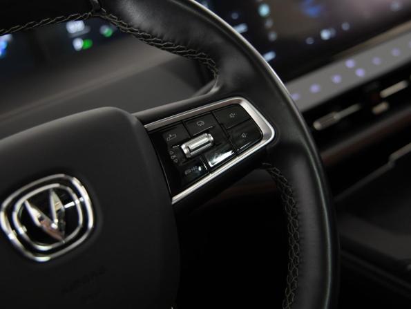 Changan UNI-K с пробегом 2023 года, цена 2 920 000 рублей, 27202 км, внедорожник, Автокод Объявления