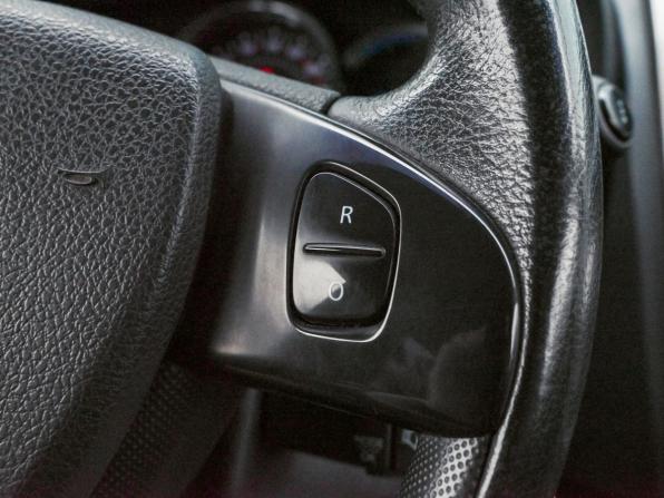 Renault Sandero II с пробегом 2014 года, цена 759 000 рублей, 181305 км, хэтчбек, Автокод Объявления