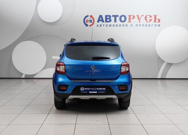 Renault Sandero II с пробегом 2016 года, цена 968 000 рублей, 117000 км, хэтчбек, Автокод Объявления