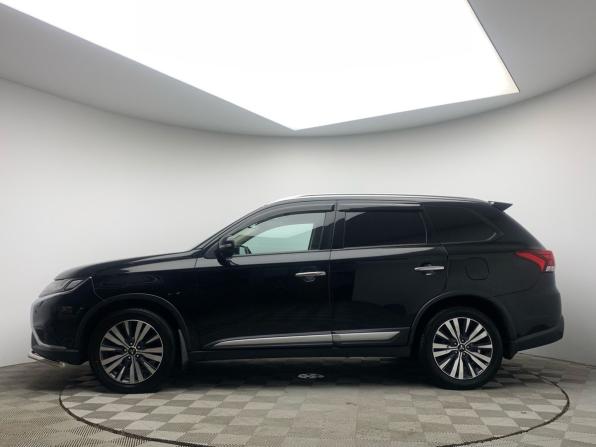 Mitsubishi Outlander III Рестайлинг 3 с пробегом 2019 года, цена 2 159 000 рублей, 176016 км, внедорожник, Автокод Объявления
