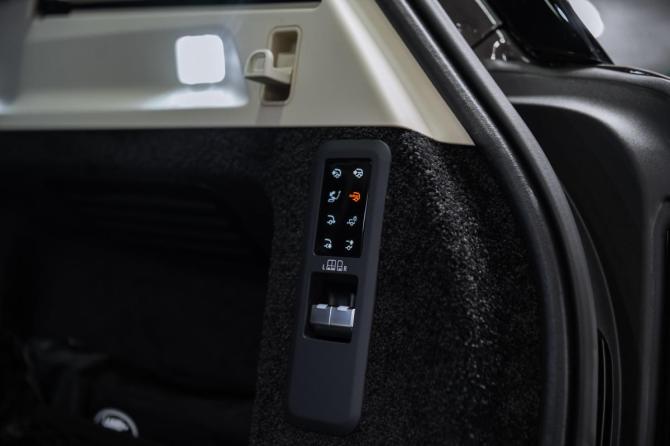 Новый Land Rover Range Rover V 2026 года, цена 23 780 000 рублей, внедорожник, Автокод Объявления