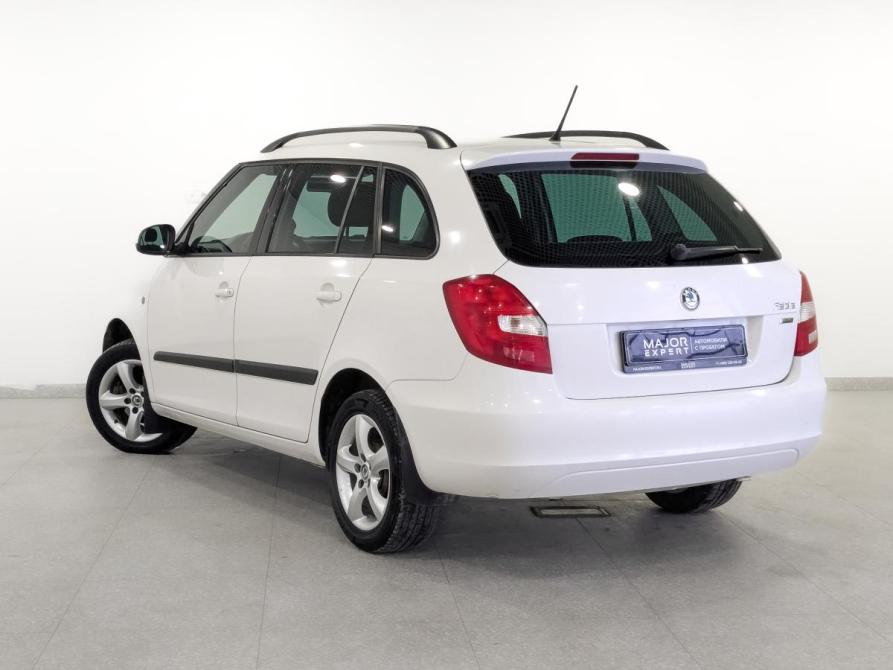 Skoda Fabia II Рестайлинг Москва  - изображение 7