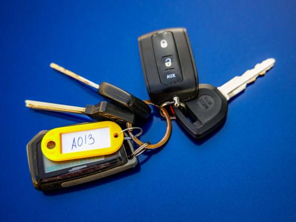 Mazda 3 II (BL) Рестайлинг с пробегом 2012 года, цена 998 000 рублей, 171111 км, седан, Автокод Объявления