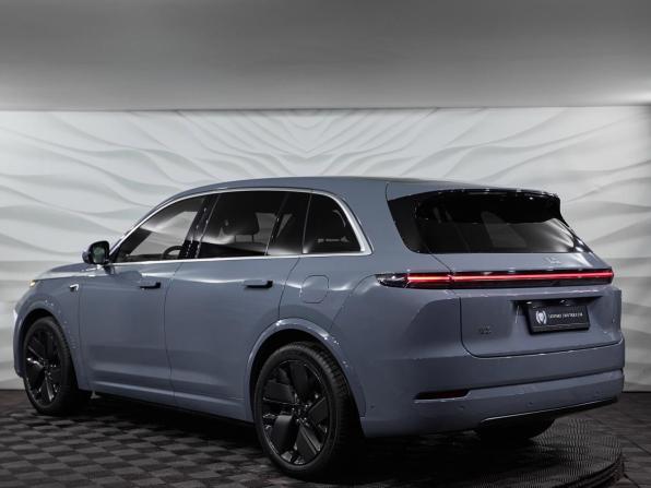 Новый Li Auto (Lixiang) L7 I Рестайлинг 2025 года, цена 10 590 000 рублей, внедорожник, Автокод Объявления