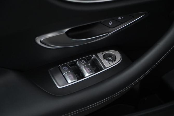 Mercedes-Benz E-Класс V (W213 S213 C238) Рестайлинг с пробегом 2020 года, цена 6 199 077 рублей, 60875 км, купе-хардтоп, Автокод Объявления