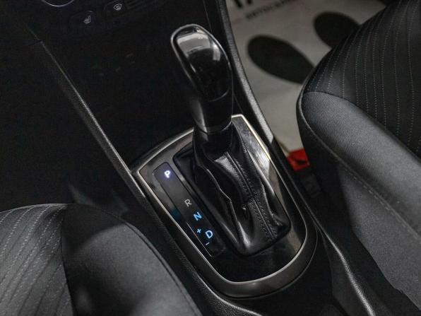 Hyundai Solaris I Рестайлинг с пробегом 2015 года, цена 950 000 рублей, 170874 км, седан, Автокод Объявления