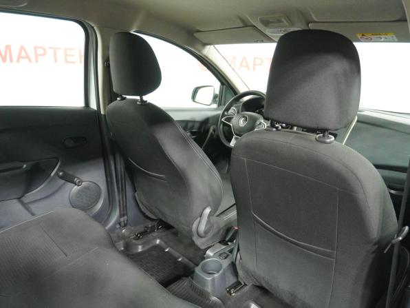 Renault Logan II Рестайлинг с пробегом 2022 года, цена 1 236 000 рублей, 48526 км, седан, Автокод Объявления