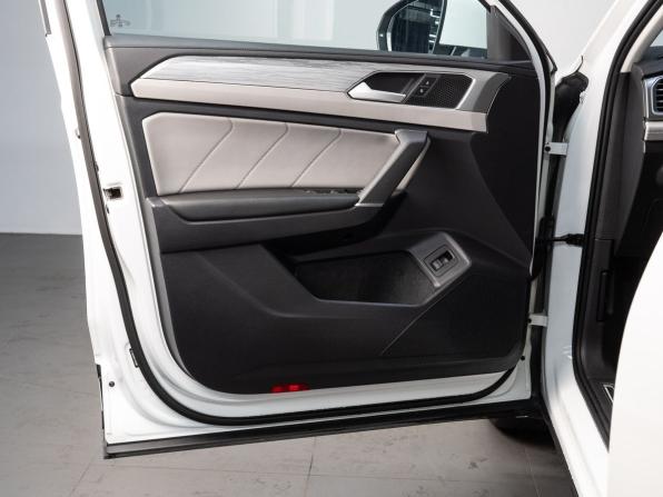 Volkswagen Tayron I Рестайлинг с пробегом 2023 года, цена 4 129 000 рублей, 31251 км, внедорожник, Автокод Объявления