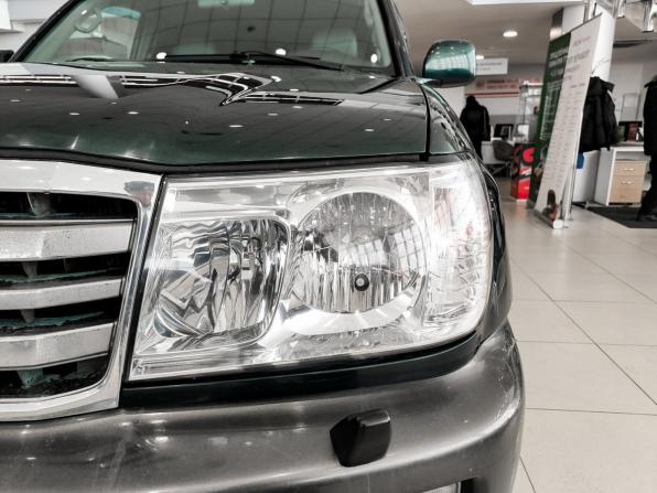 Toyota Land Cruiser 100 Series Рестайлинг 2 с пробегом 2006 года, цена 1 350 000 рублей, 733052 км, внедорожник, Автокод Объявления