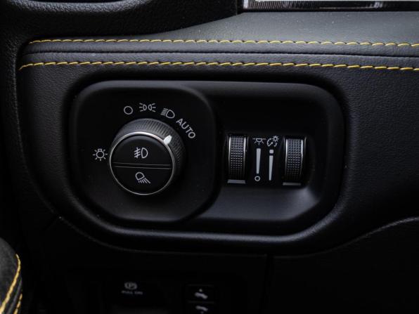 Ram 1500 V с пробегом 2023 года, цена 12 930 000 рублей, 59520 км, offers.body_type.unknown, Автокод Объявления