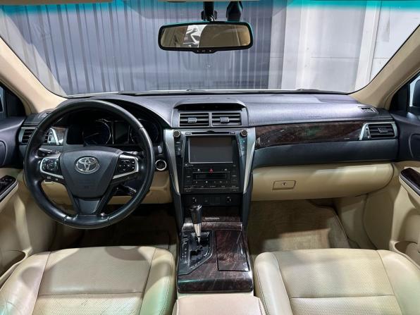 Toyota Camry VII (XV50) Рестайлинг с пробегом 2015 года, цена 1 949 900 рублей, 128000 км, седан, Автокод Объявления