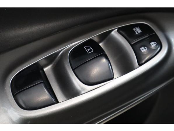Nissan Juke I с пробегом 2013 года, цена 848 000 рублей, 232722 км, внедорожник, Автокод Объявления