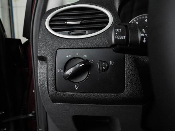 Ford Focus II с пробегом 2008 года, цена 599 000 рублей, 184656 км, седан, Автокод Объявления