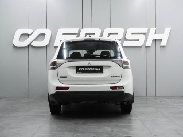 Mitsubishi Outlander III с пробегом 2013 года, цена 1 165 000 рублей, 175050 км, внедорожник, Автокод Объявления
